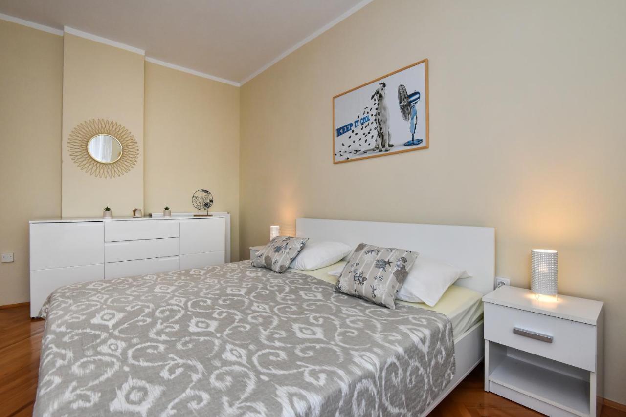 Apartment Sunny Side Zara Esterno foto