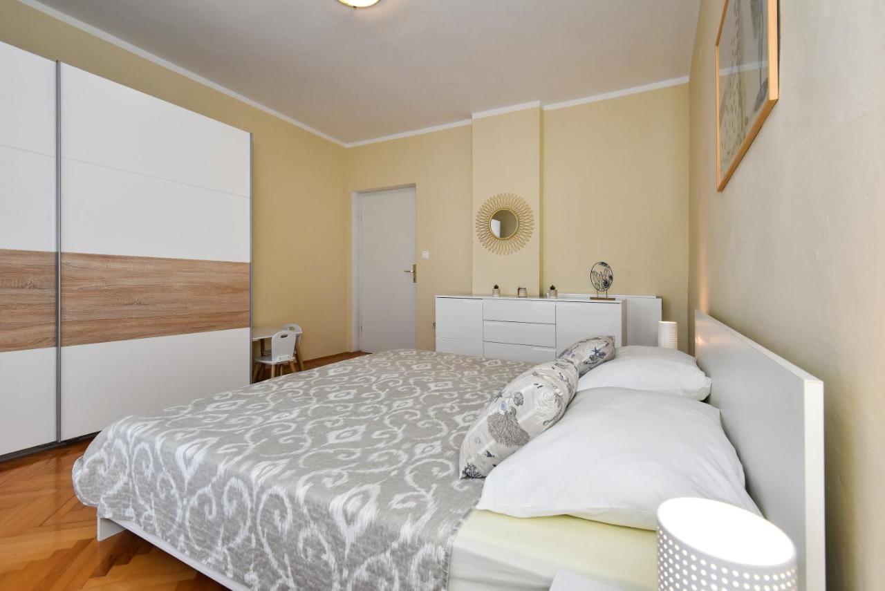 Apartment Sunny Side Zara Esterno foto