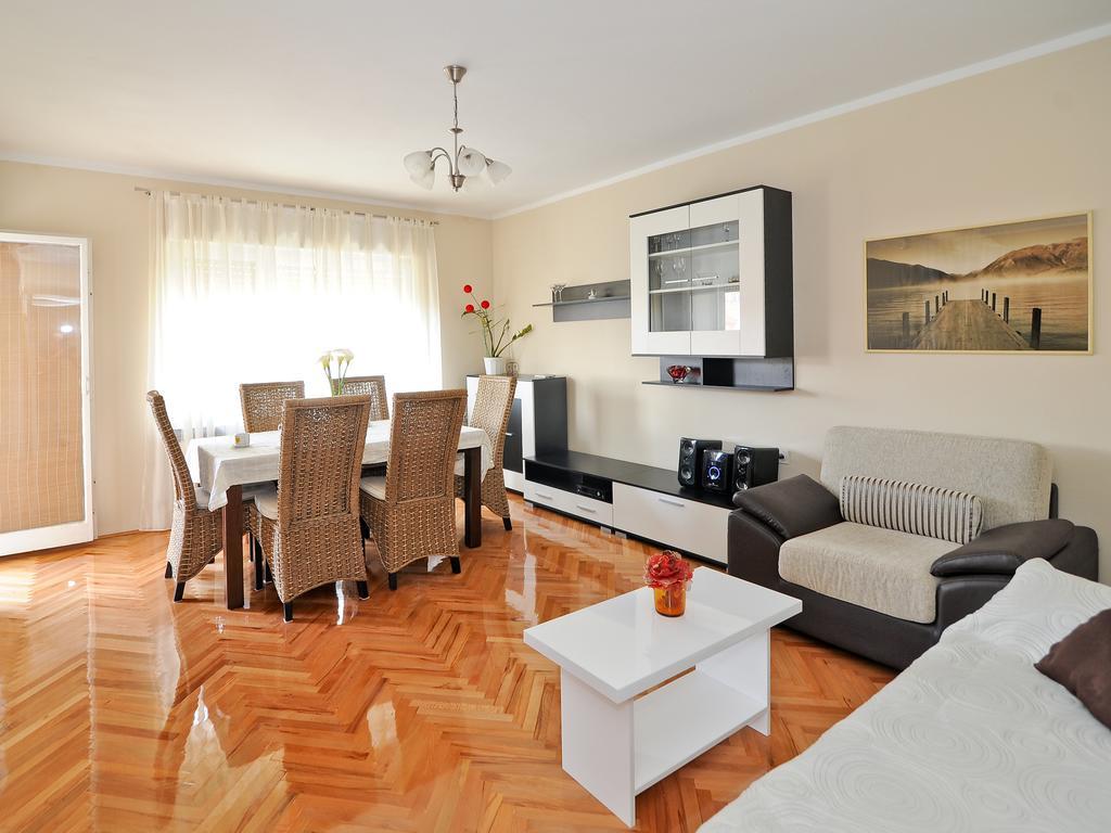 Apartment Sunny Side Zara Esterno foto